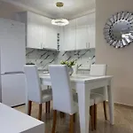 My White Appartement *