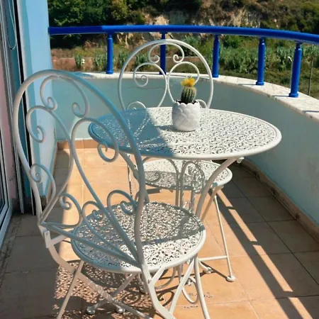 アパート My White *